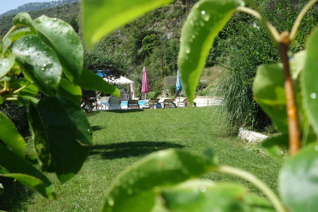 Studio Le Romantique A 20 Kms De Nice Bendéjun Buitenkant foto